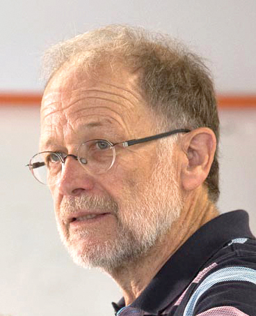 Porträt von Prof. Gunter Adams